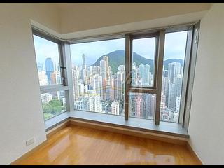 Sai Ying Pun - Island Crest Block 1 07