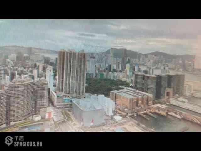 West Kowloon - The Arch Star Tower (Block 2) 01