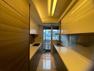 Wong Chuk Hang - Marinella Block 9 06