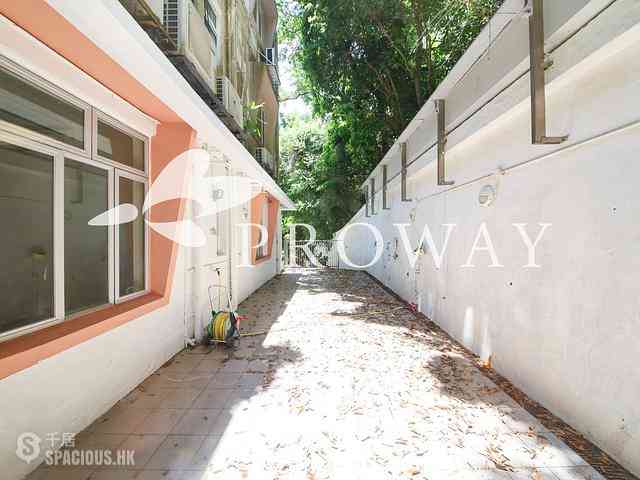 Repulse Bay - 98, Repulse Bay Road 01