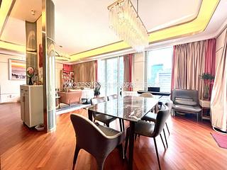 Wan Chai - The Avenue Phase 1 Block 5 06