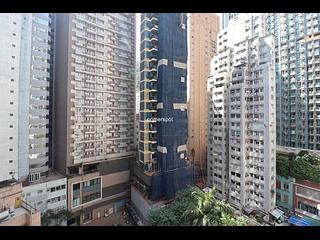 Wan Chai - The Avenue Phase 1 07