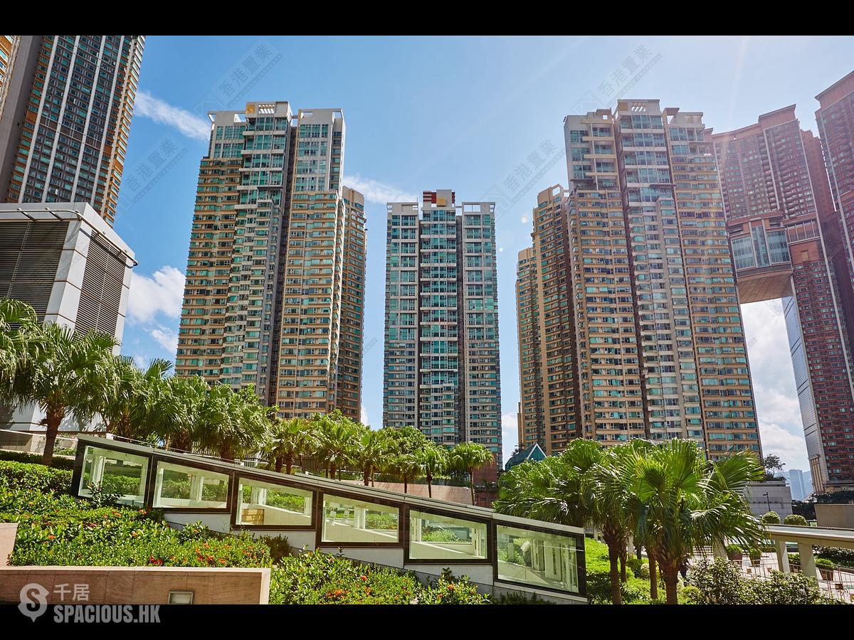 West Kowloon - The Waterfront Phase 2 Block 7 01