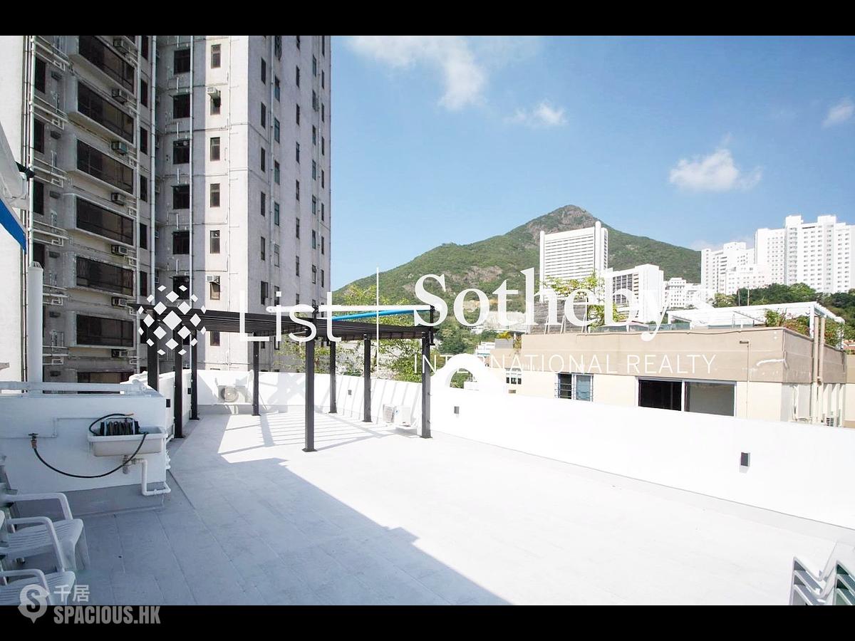 Pok Fu Lam - Bisney Terrace 01