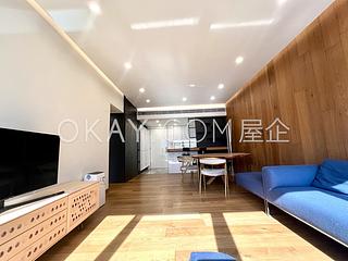 Wan Chai - Convention Plaza Apartments 02