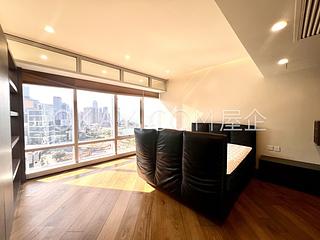 Wan Chai - Convention Plaza Apartments 07