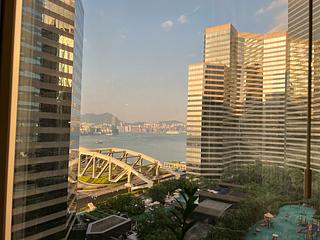 Wan Chai - Convention Plaza Apartments 07