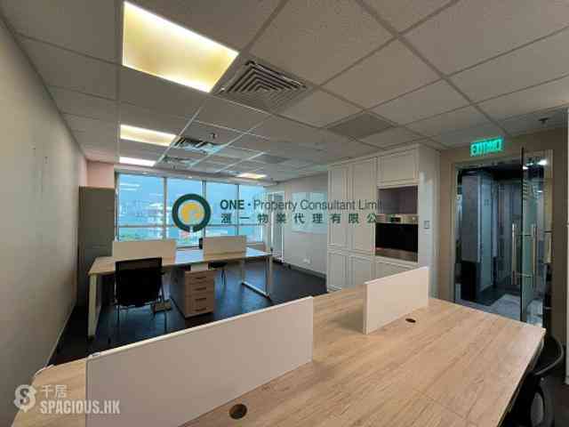 Sheung Wan - Wui Tat Centre 01