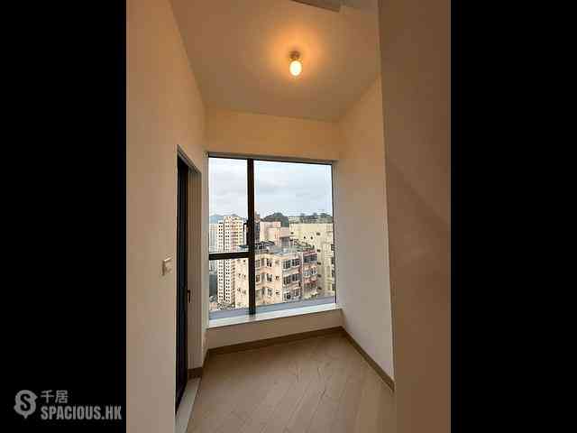 Shau Kei Wan - Lime Gala Block 1B 01