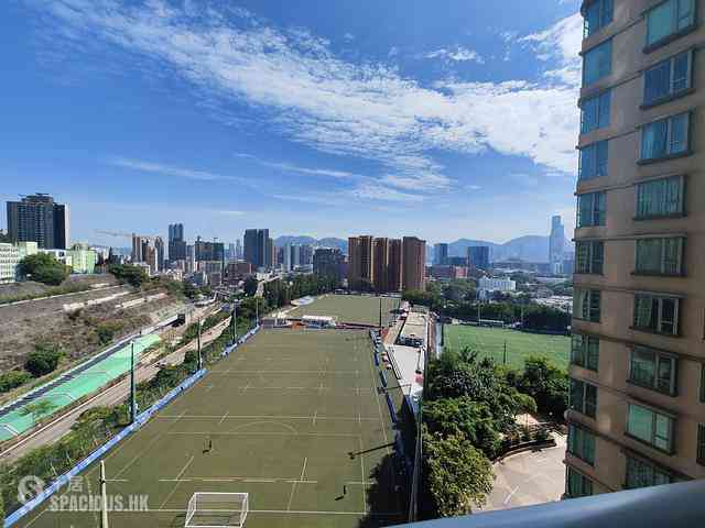 Yau Ma Tei - Parc Palais Block 5 01