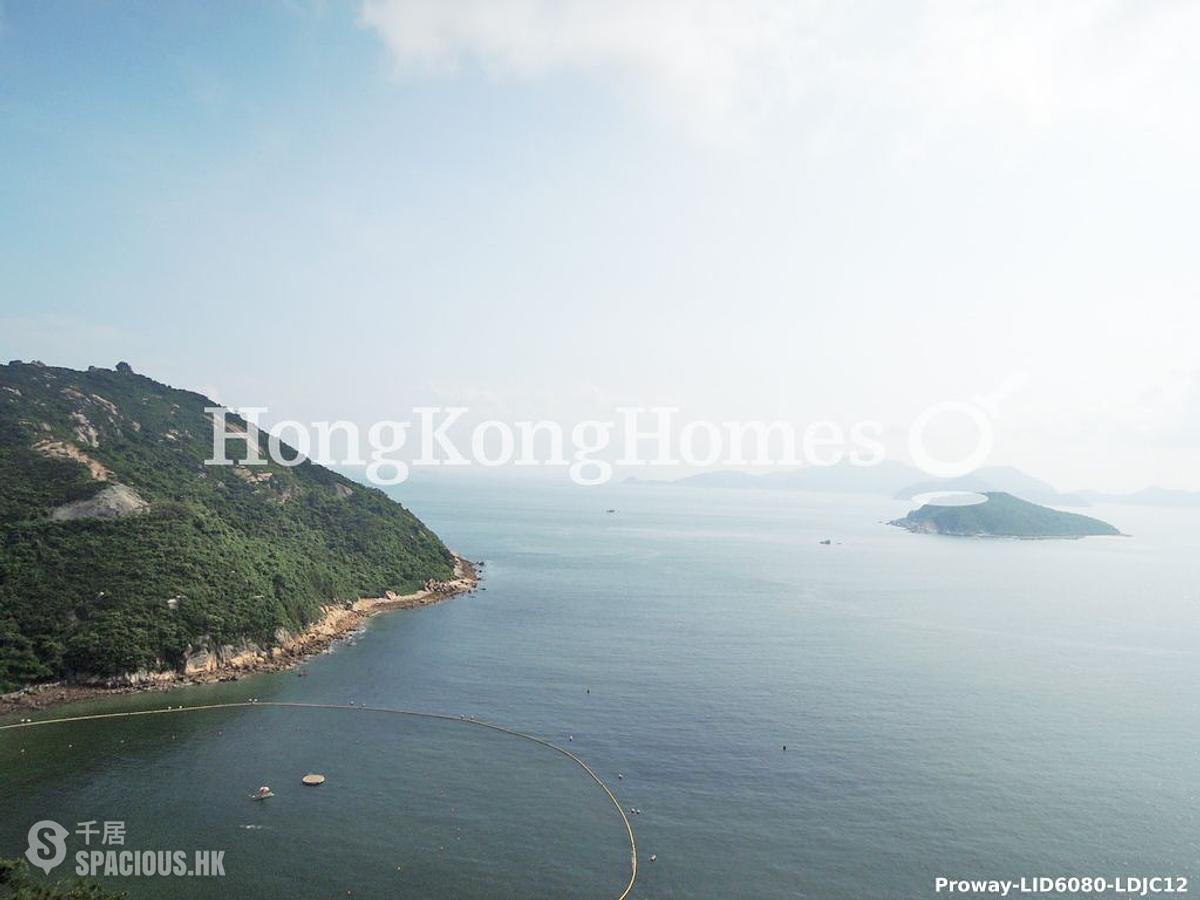 Chung Hom Kok - Coral Villas 01