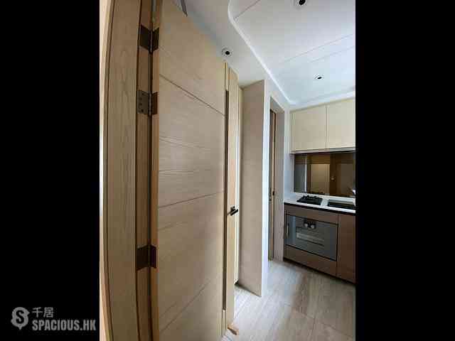 Ngau Tau Kok - Grand Central Phase 1 Block 2 09