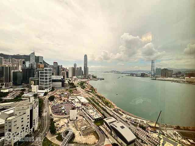 Wan Chai - Convention Plaza Apartments 01