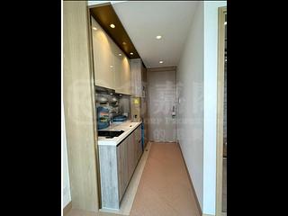 Cheung Sha Wan - Grand Victoria Phase 1 Grand Victoria I Block 3B 04