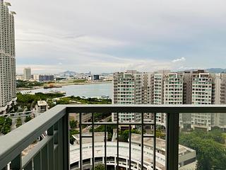 Tung Chung - Coastal Skyline Phase 3 La Rossa 03