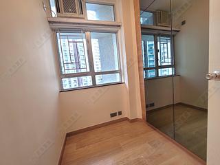 Ap Lei Chau - South Horizons Phase 2 Yee King Court (Block 8) 06