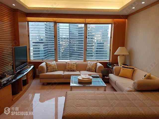 Wan Chai - Convention Plaza Apartments 01