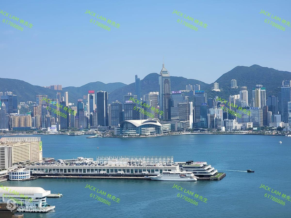 West Kowloon - The Harbourside 01