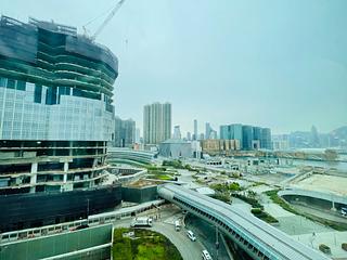 West Kowloon - The Arch 11