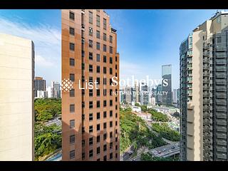 Mid Levels Central - 3, MacDonnell Road 03