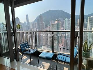 Sai Ying Pun - Island Crest Block 2 02