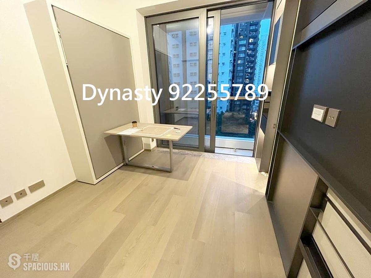 Sai Ying Pun - 15, Western Street 01