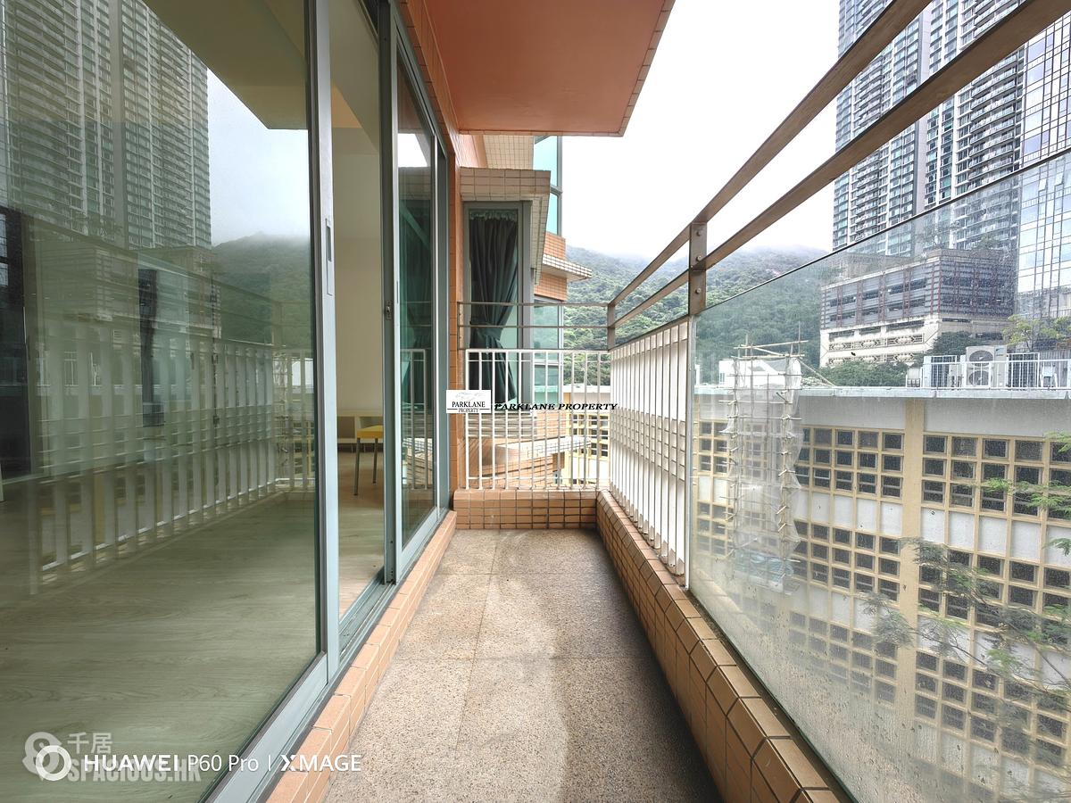 Tai Hang - Jardine Summit 01