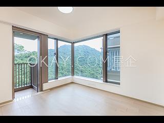 Shau Kei Wan - Island Garden 05