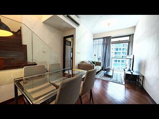 Wan Chai - The Avenue Phase 2 Block 2 08