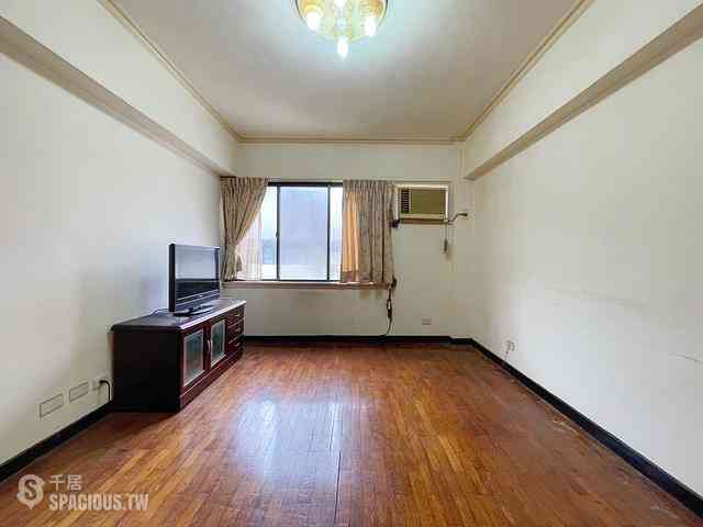 Zhongshan - No. XX, Lane 102, Section 1, Xinsheng N Rd, Zhongshan District, Taipei City, Taiwan 10491 01