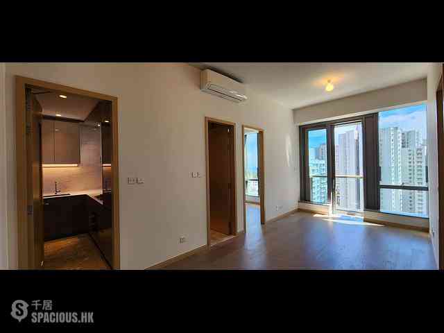 Wong Chuk Hang - The Southside Phase 2 La Marina Block 2 (2B) 01