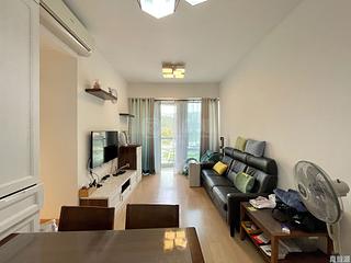 Tseung Kwan O - Savannah Block 3B 02