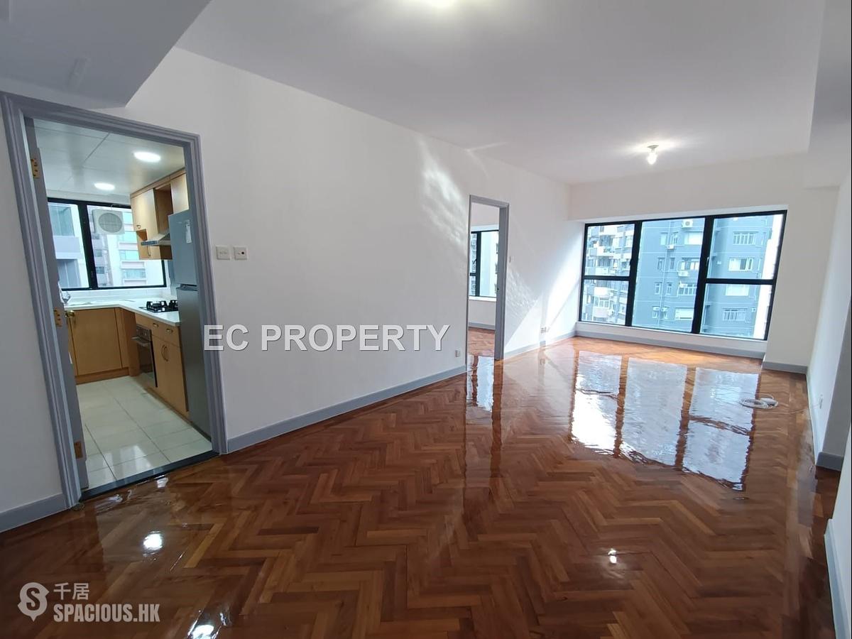 Mid Levels Central - 62B, Robinson Road 01