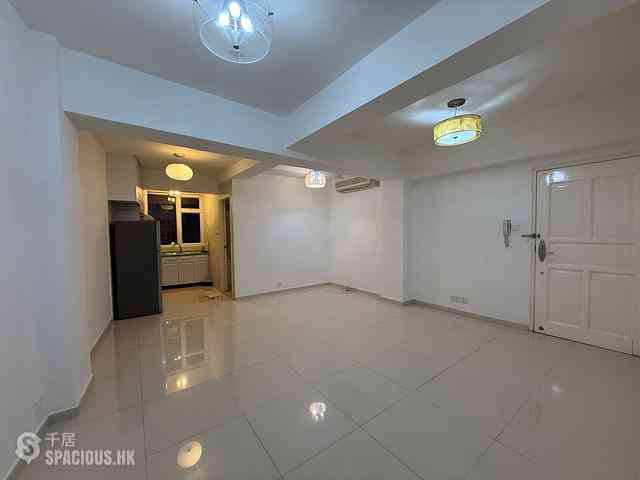 Central - 39, Peel Street 01