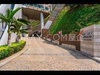 Repulse Bay - The Lily 18