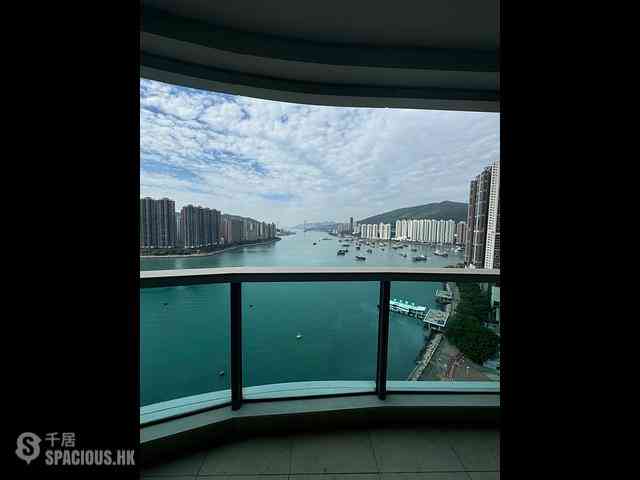 Tsuen Wan - The Pavilia Bay 01