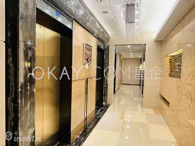 West Kowloon - The Cullinan (Tower 21 Zone 6 Aster Sky) 16
