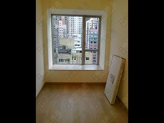 Sai Ying Pun - Island Crest Block 2 03