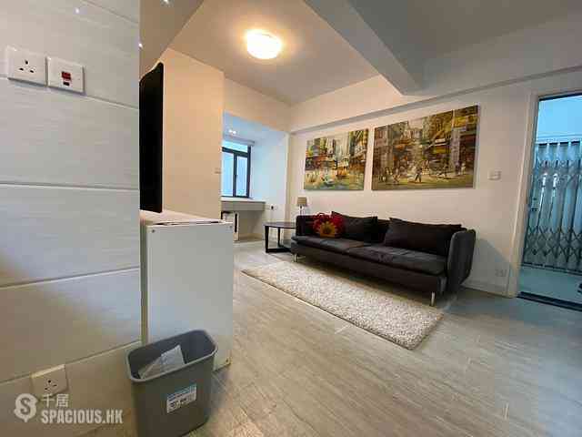 Central - 5, Graham Street 01