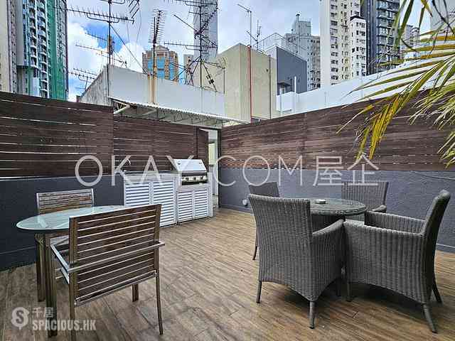 Central - 7-9, Shin Hing Street 01