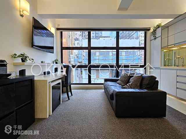 Central - 7-9, Shin Hing Street 04