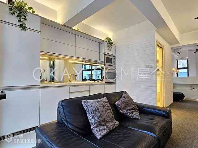Central - 7-9, Shin Hing Street 07