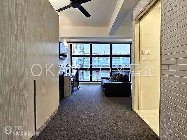 Central - 7-9, Shin Hing Street 08