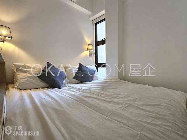 Central - 7-9, Shin Hing Street 11