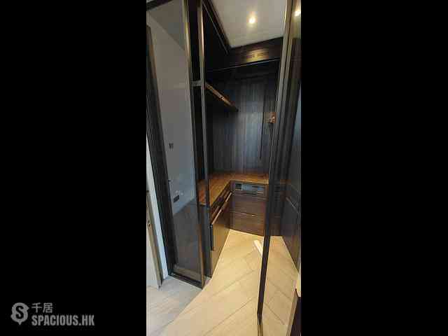 Kai Tak - The Henley Phase 3 The Henley III 01