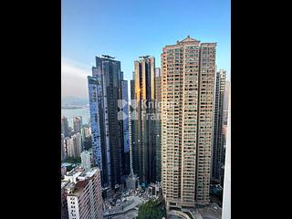 Mid Levels Central - Robinson Place 02
