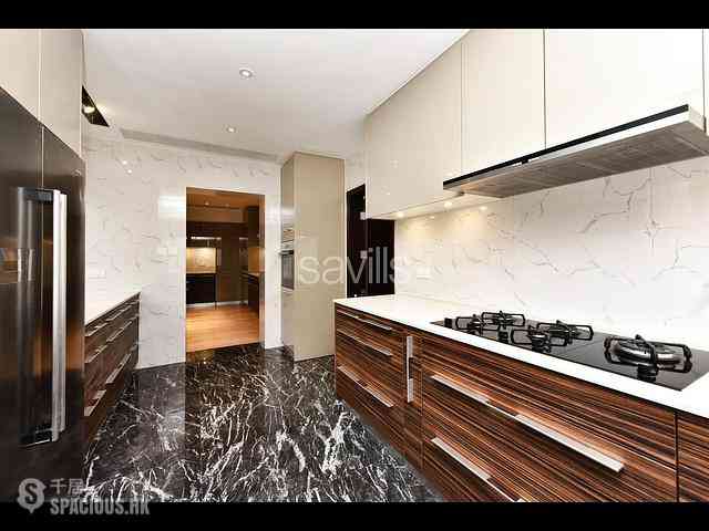 Mid Levels Central - Eva Court 07