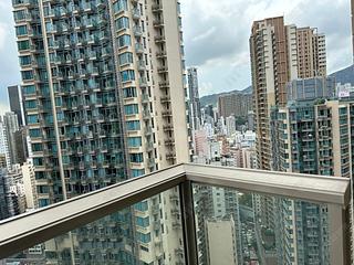 Wan Chai - The Avenue Phase 2 Block 2 14