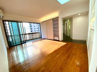 Mid Levels Central - Jing Tai Garden Mansion 02