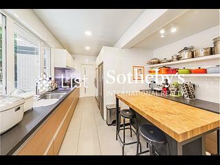 Pok Fu Lam - Baguio Villa 18